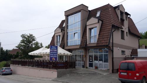 Prenoćište i restoran Ihthis in Bajina Basta, Serbia