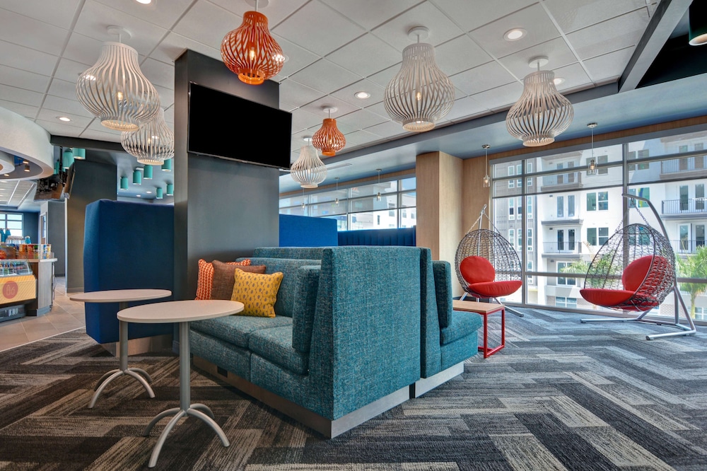 Tru By Hilton St. Petersburg Downtown Central Ave FL - photo 4