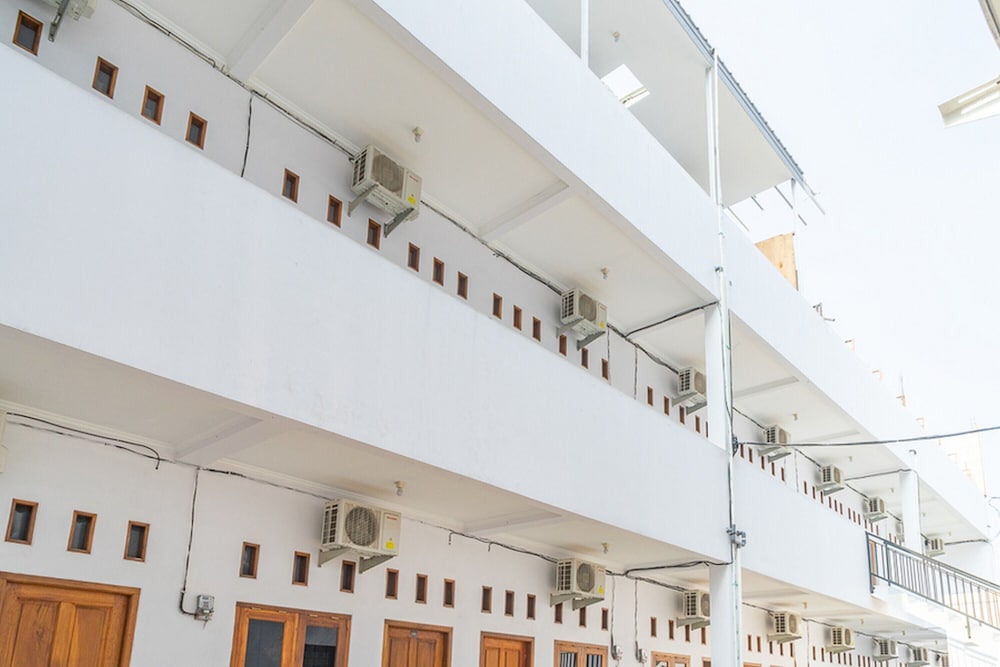 RedDoorz Syariah near Jatisampurna Hospital in Bekasi, Indonesia