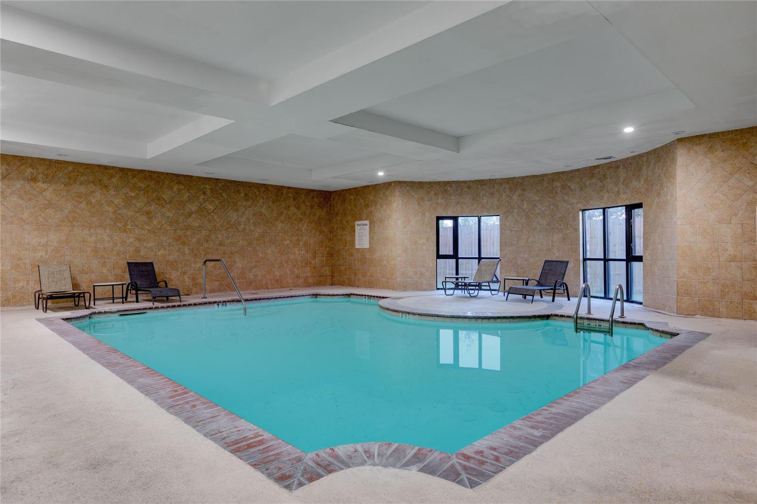 Wyndham Lake Charles - photo 13