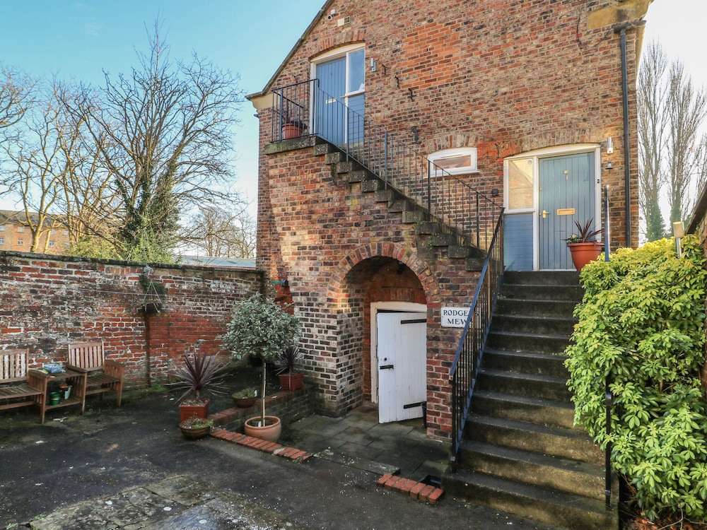 1 Rodgers Mews in Malton, United Kingdom