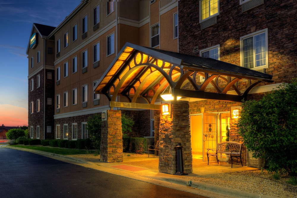 Staybridge Suites Rockford by IHG - photo 42