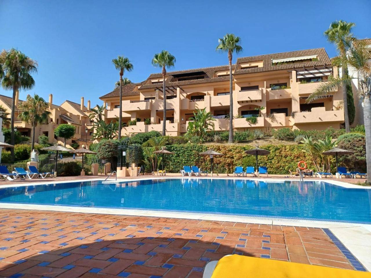 La Duquesa Joyfull Sunrise in Manilva, Spain