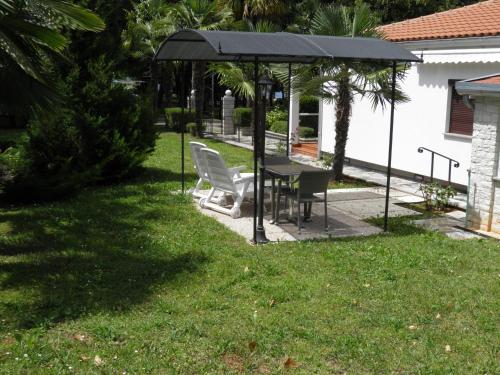 Apartment Alsia — 4-Star Luxury Hotel in Porec, Croatia