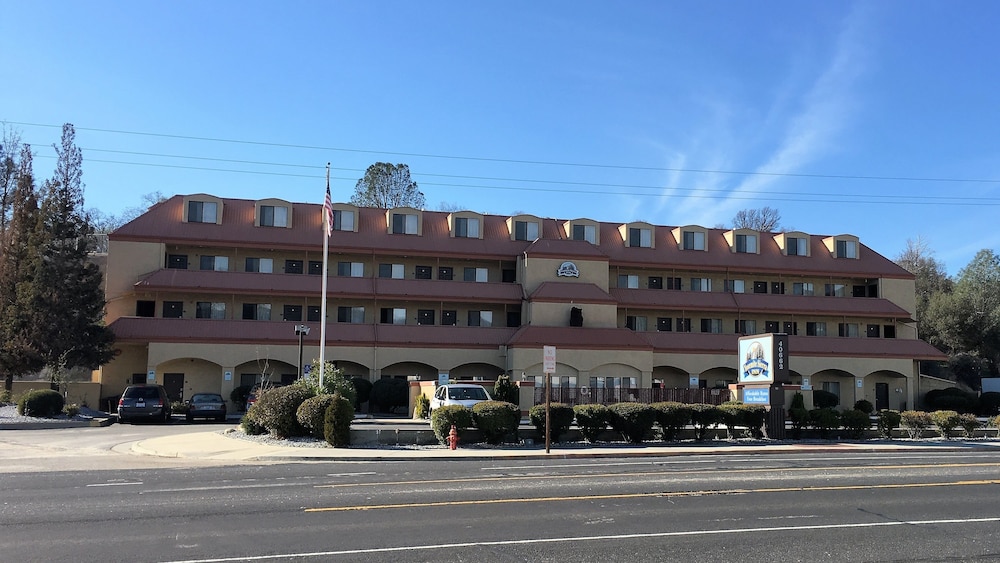 Yosemite Sierra Inn - photo 46