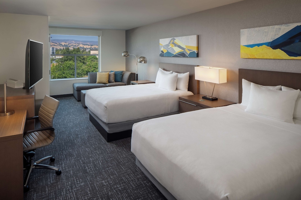 Hyatt House Vacaville - photo 10