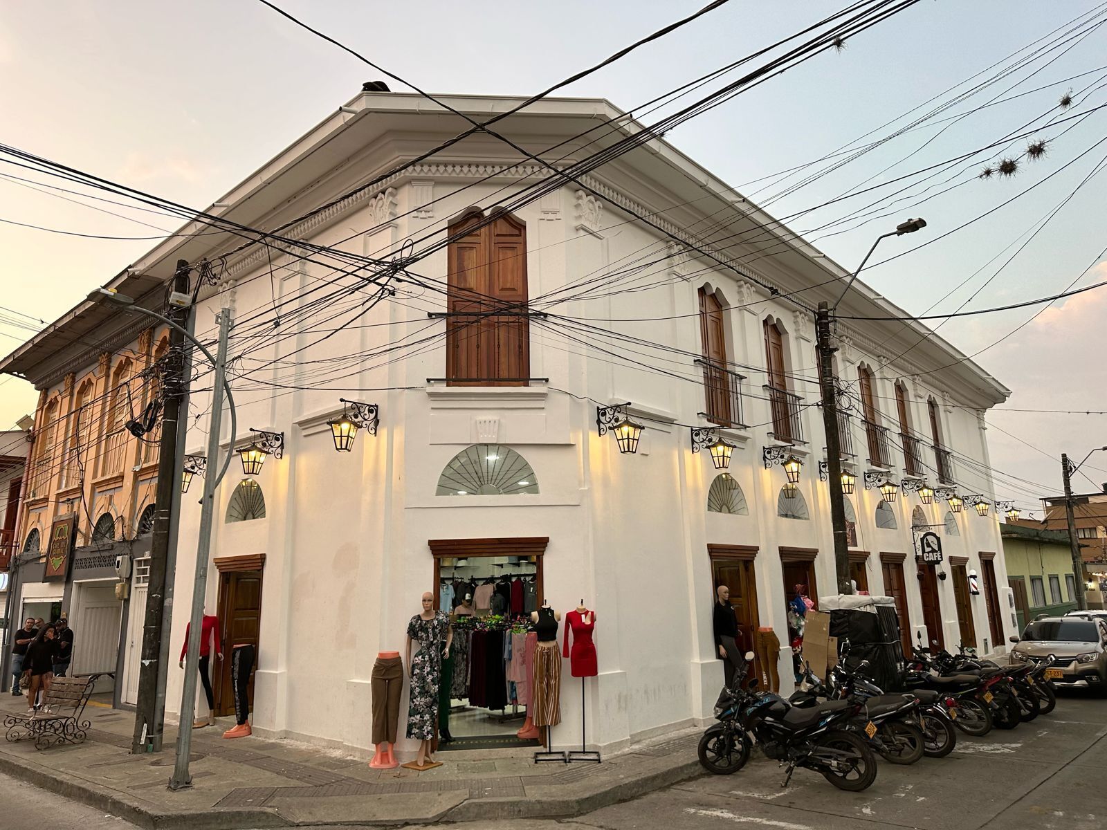 Casa Real Circacia — 4-Star Luxury Hotel in Circasia, Colombia
