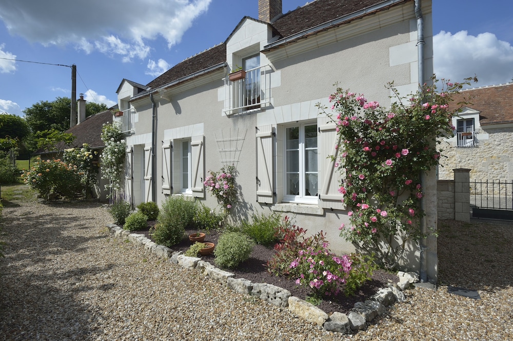 Trainefeuilles - carbon neutral hotel in Contres