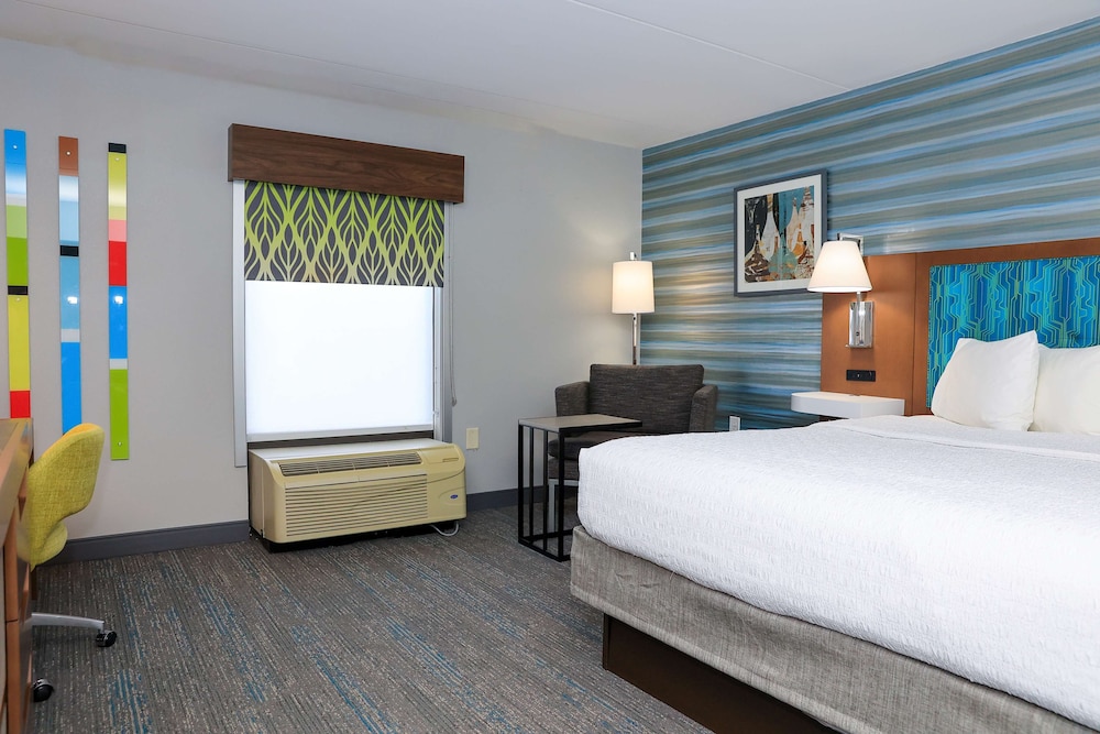 Hampton Inn Atlanta Canton - photo 9