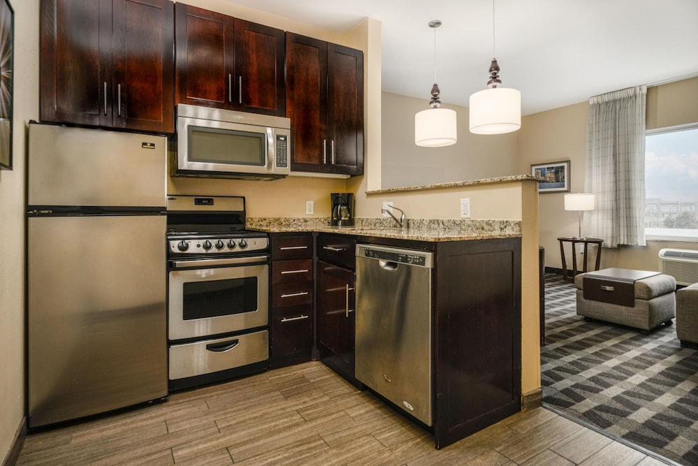 TownePlace Suites Houston Galleria Area - photo 14