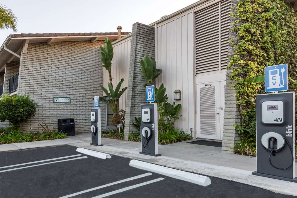 Ramada by Wyndham Santa Barbara - photo 5