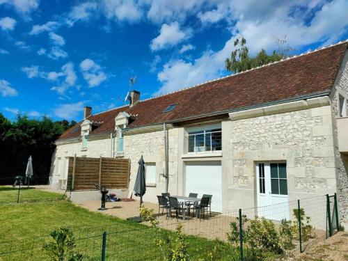 Les Logements Dans Longere de la Gentiniere — hotel in Mareuil-Sur-Cher
