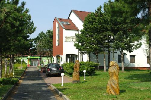 Hotel Širák — hotel in Most