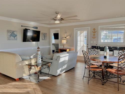 Paradise By the Sea - photo 55