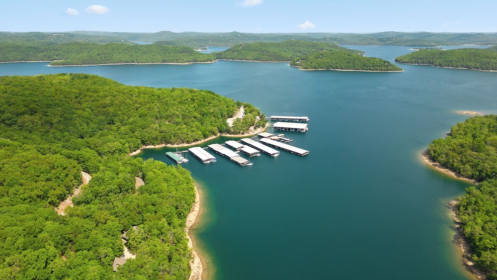 Beaver Lakeview Resort - photo 44