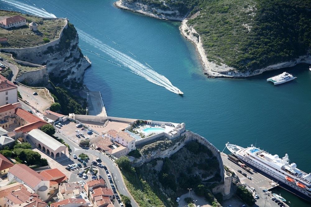 Hotel Genovese — 4-Star Luxury Hotel in Bonifacio, France