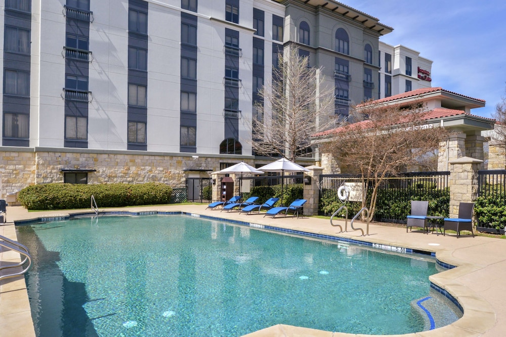 Hampton Inn & Suites Legacy Park Frisco - photo 41