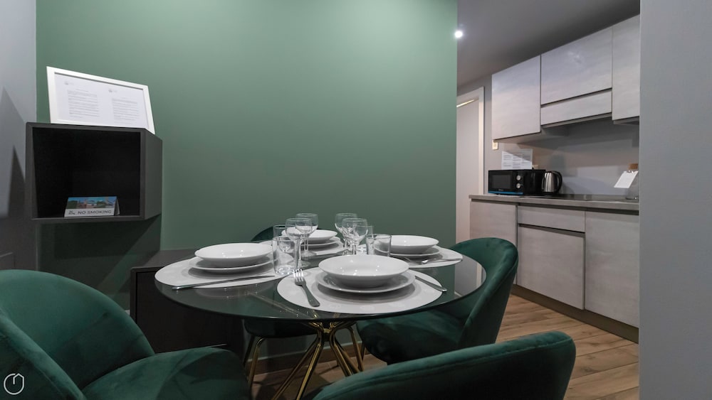 Italianway Palazzi 6B — 4-Star Luxury Hotel in Milan, Italy