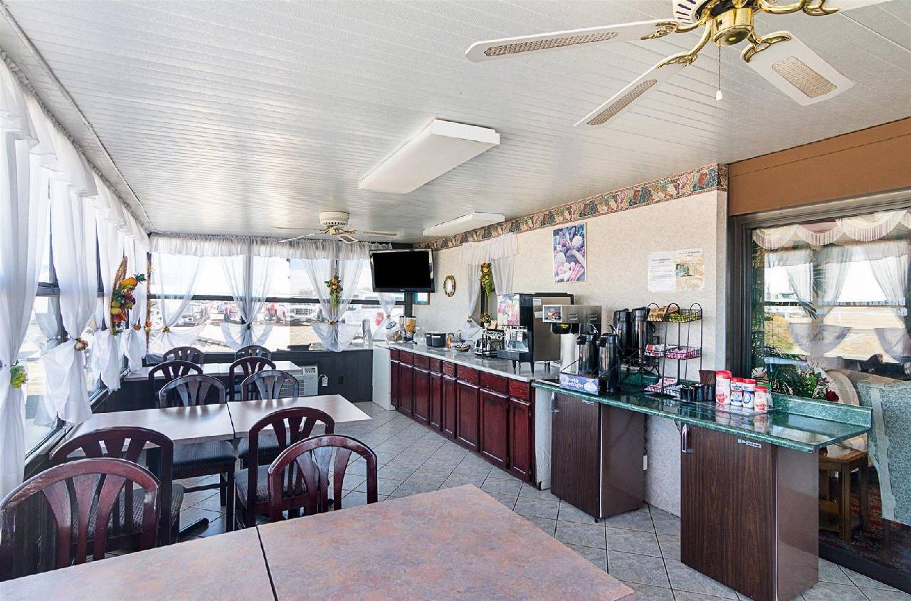 Rodeway Inn Dalhart - photo 14