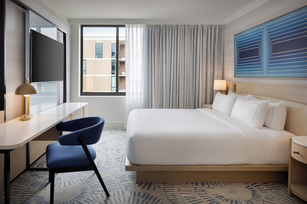 The Highland Dallas Curio Collection by Hilton - photo 20
