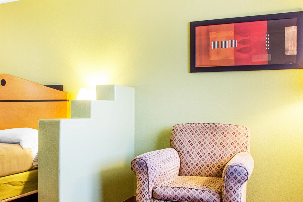 Apache Inn - photo 24