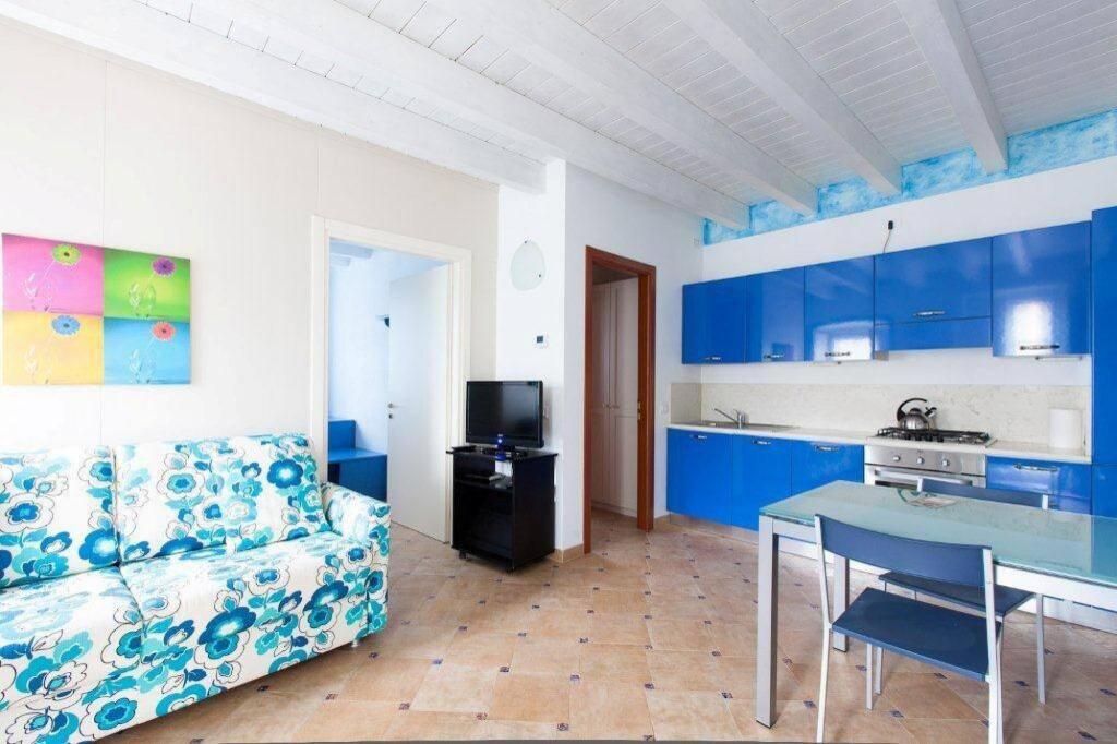 Barchi Resort Apartments Suites Villa Venezia Junior Suite Villa Venezia — hotel in San Felice Del Benaco