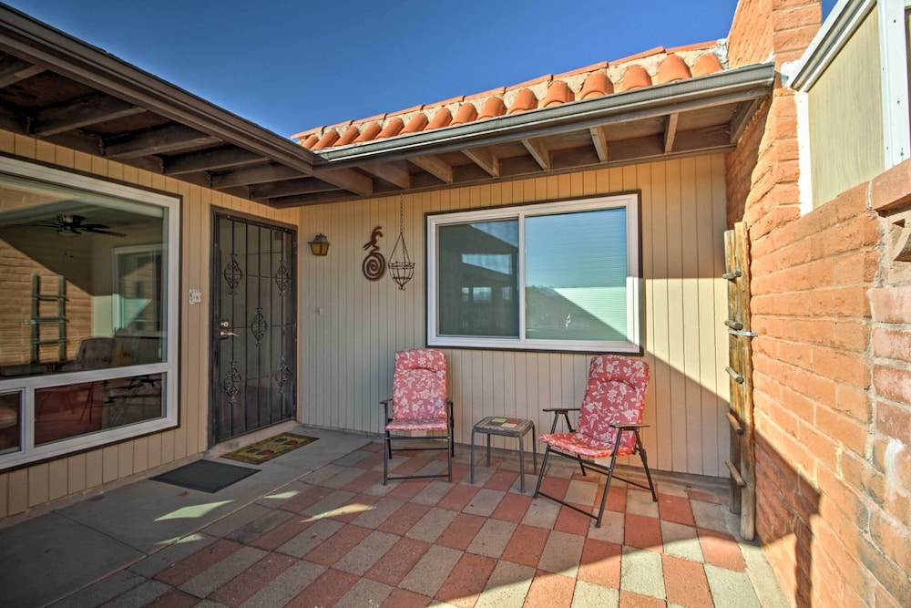 Green Valley Townhome with Patio and Resort Amenities - photo 2