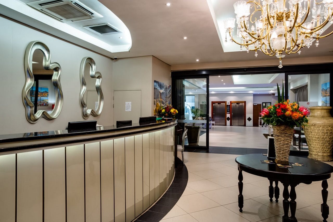 The Rockwell All Suite Hotel and Apartments — 4-Star Luxury Hotel in Cape Town, South Africa