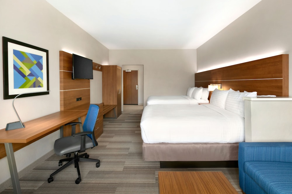 Holiday Inn Express & Suites Salisbury by IHG - photo 10
