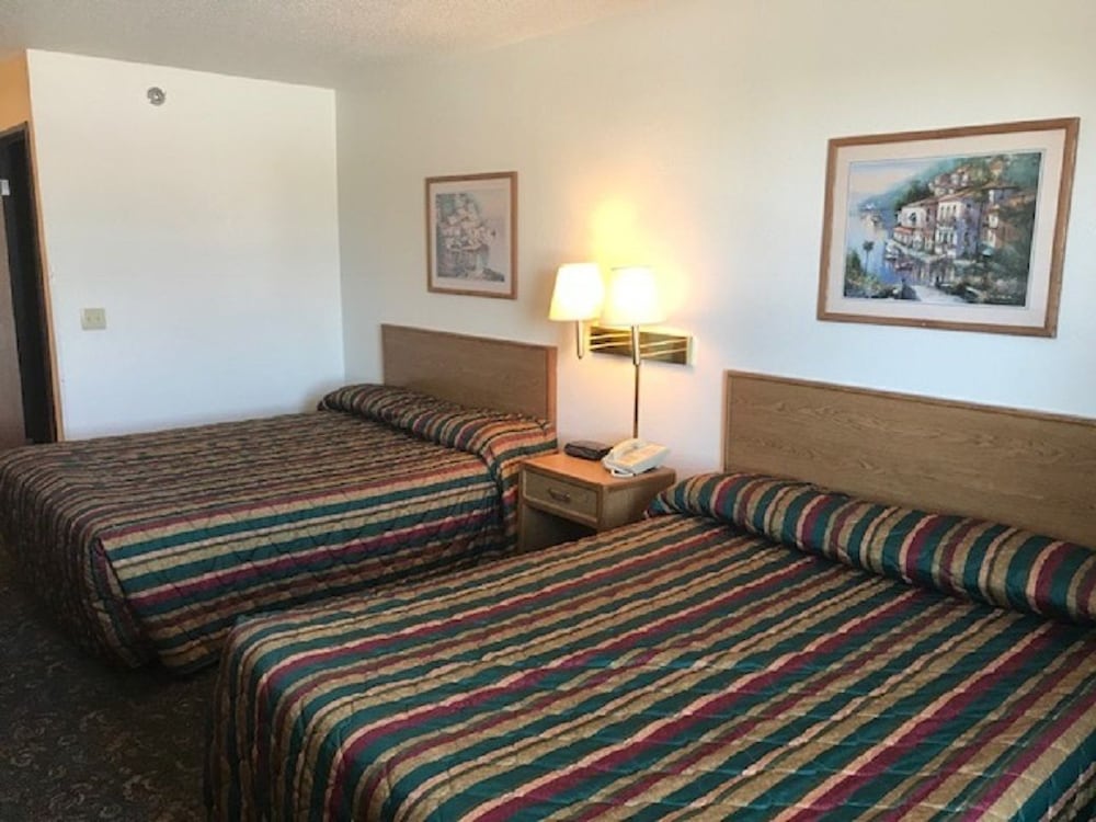 Selby Motel - photo 9