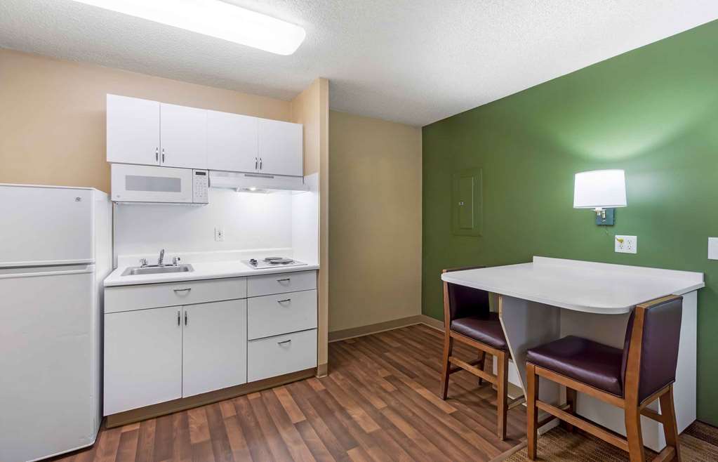 Extended Stay America Suites Seattle Southcenter - photo 24