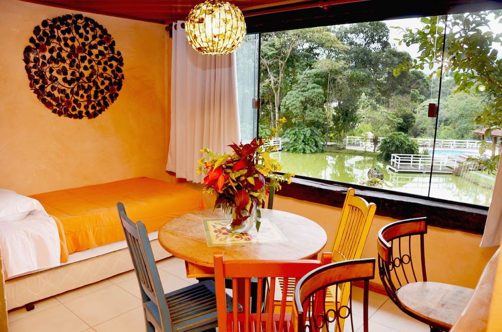 Pousada Chalés do Lago - carbon neutral hotel in Resende