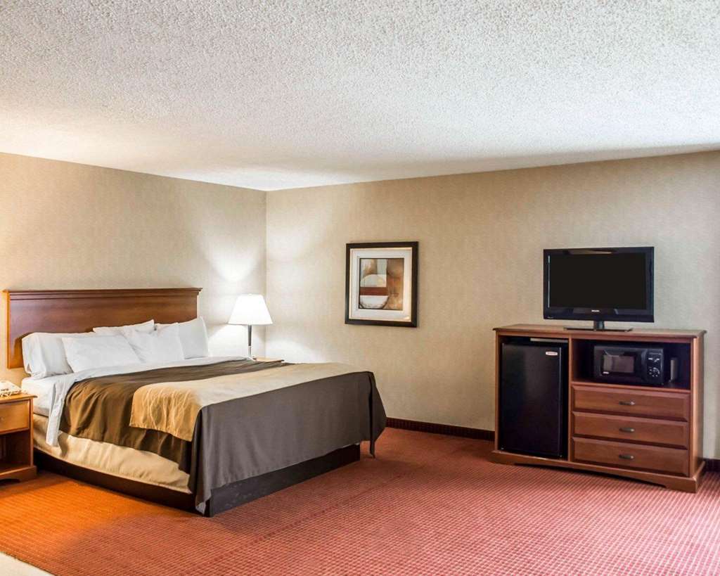 Quality Inn Springboro West - photo 9