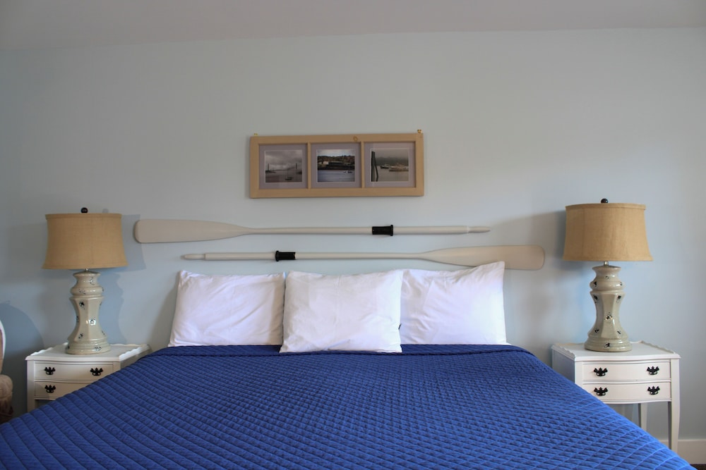Bucksport Inn - photo 11