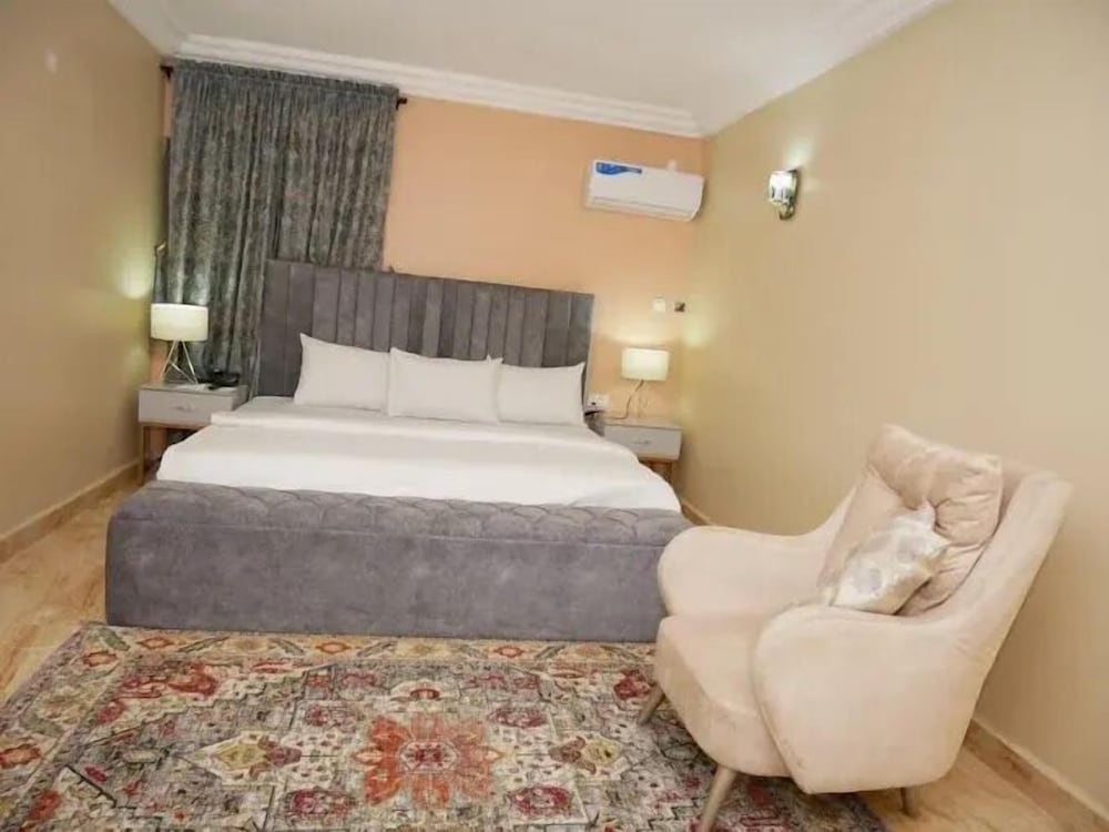 Time Oak — 4-Star Luxury Hotel in Abuja, Nigeria