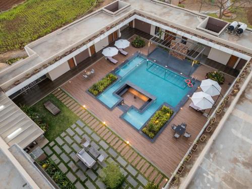 Botanica Stay 8 Acre Luxury Farm — hotel in Dindori