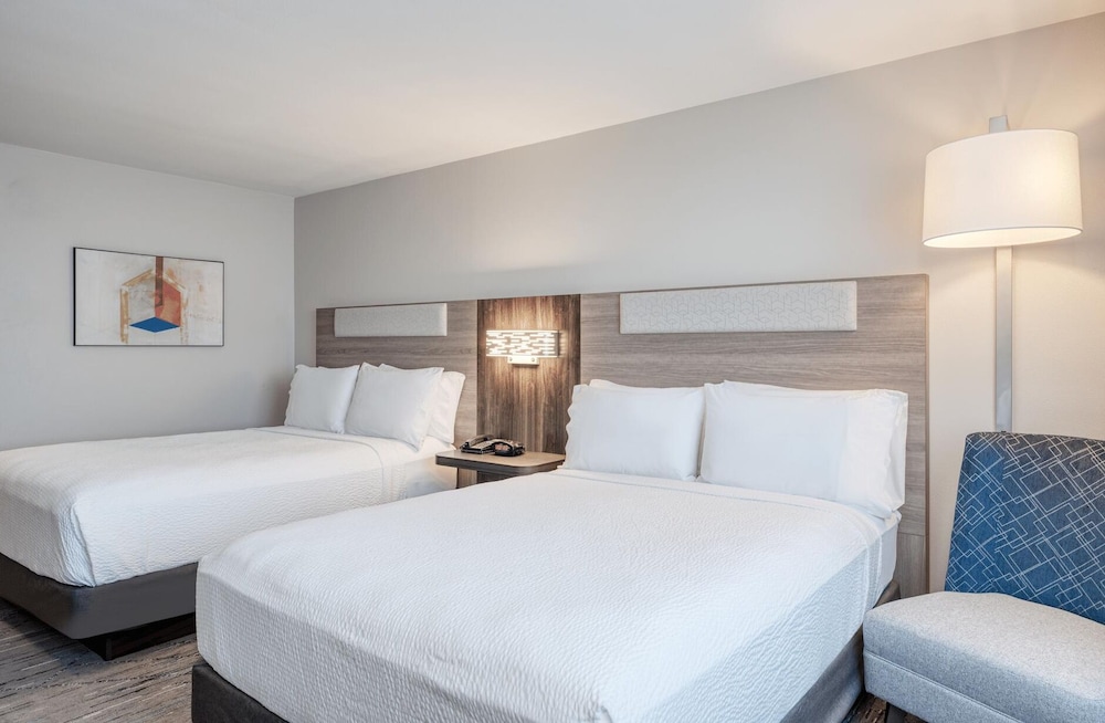 Holiday Inn Express Federal Way Seattle South by IHG - photo 6