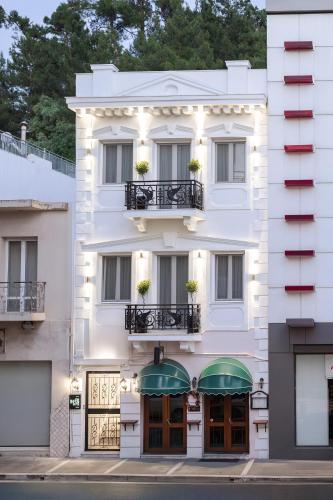 The Jax Luxury City Suites in Igoumenitsa, Greece