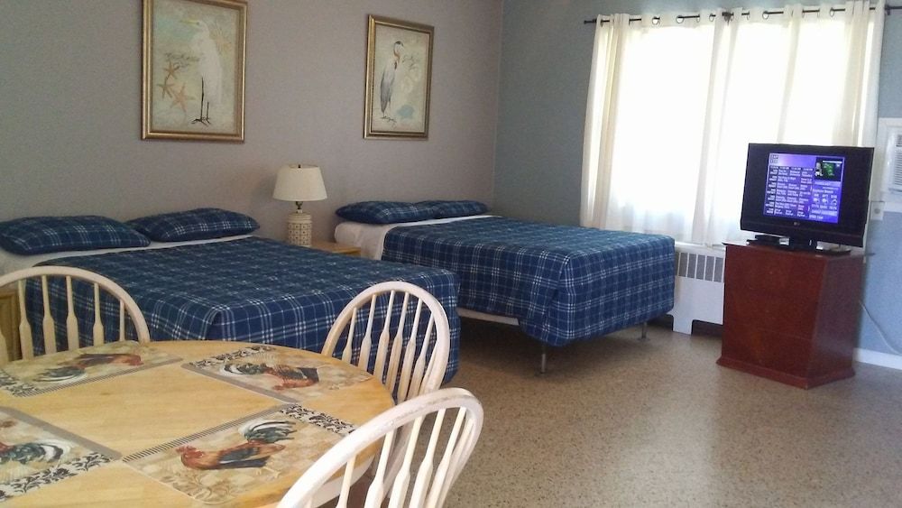 Ocean Crest Motel - photo 9