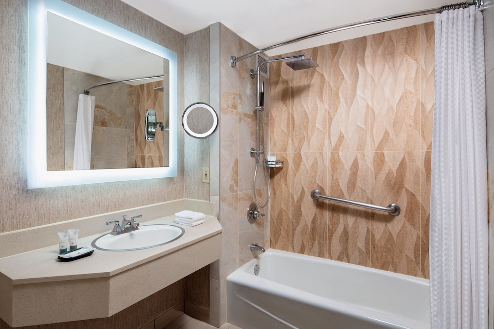 The Westin Southfield Detroit - photo 20
