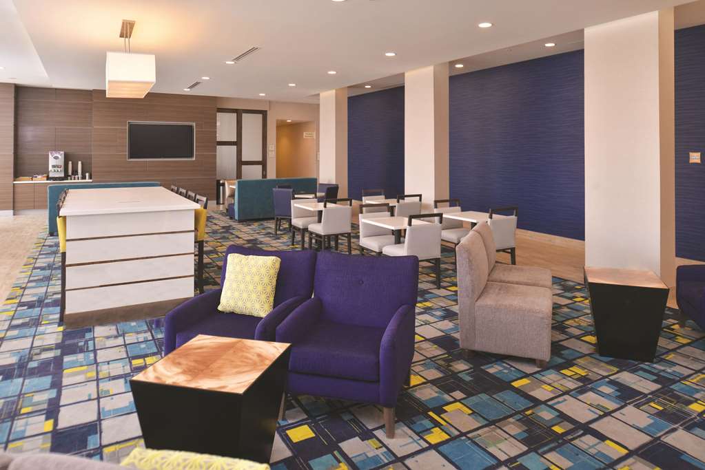 La Quinta Inn & Suites by Wyndham Page at Lake Powell - photo 59
