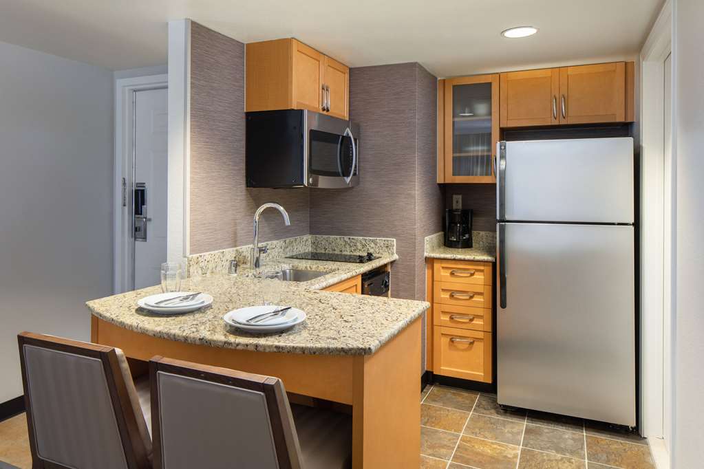 Sonesta ES Suites Carmel Mountain San Diego - photo 7