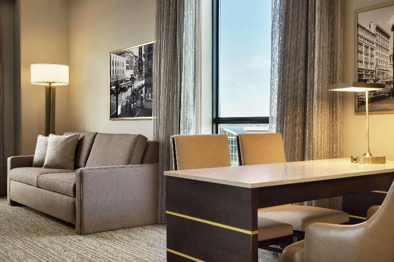 Embassy Suites by Hilton Syracuse Destiny USA - photo 22