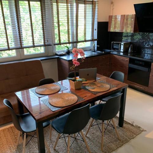 Your Home in Warsaw Apartment Stegny Mokotow — 4-Star Luxury Hotel in Warsaw, Poland