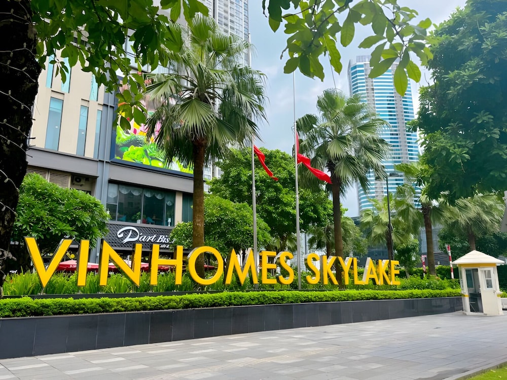 SOL Vinhomes Skylake — 4-Star Luxury Hotel in Hanoi, Vietnam