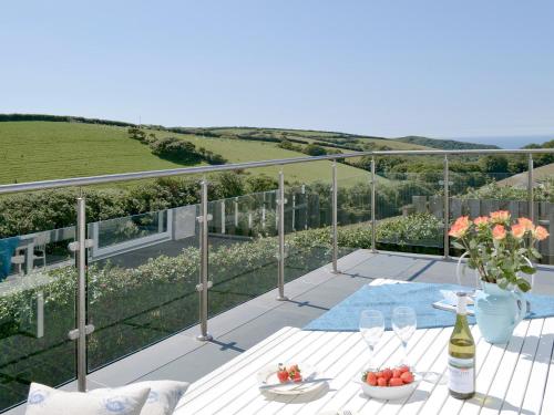 Roskear - carbon neutral hotel in Unknown City