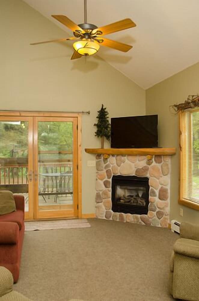 Woodland Beach Resort - photo 110