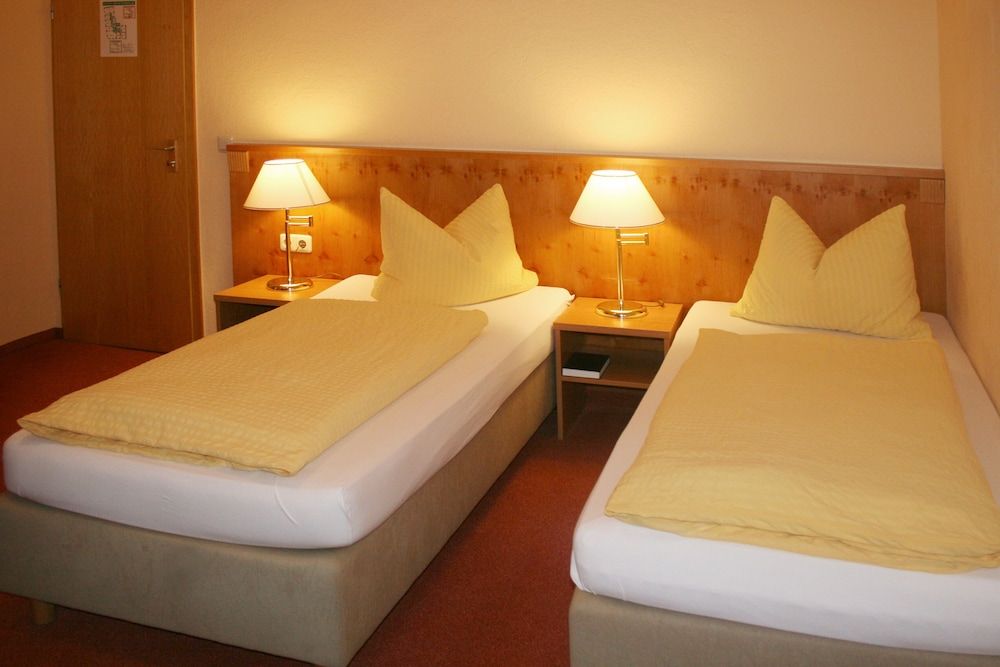 Hotel Sauerländer Hof — Iserlohn — photo 5