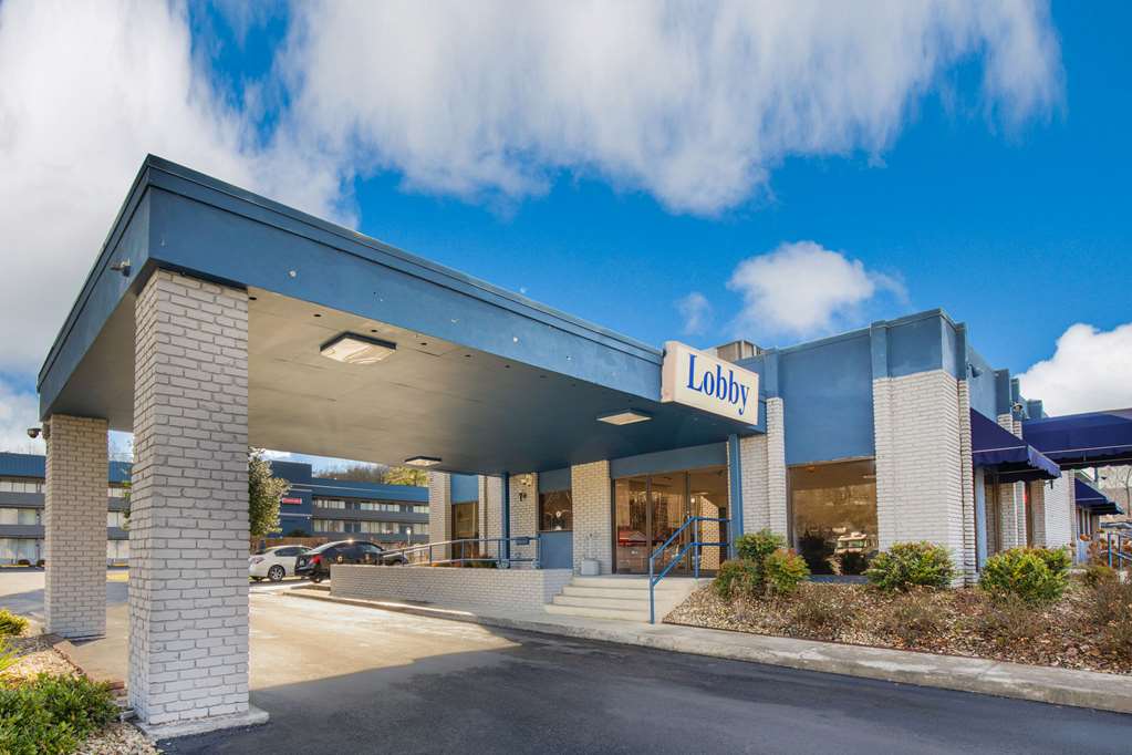 Econo Lodge Middlesboro - photo 2