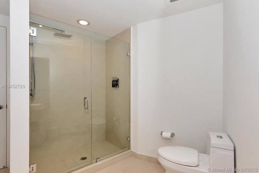 Ocean View 2 Bedrooms 2 Bathrooms @ Hyde Resort - photo 26
